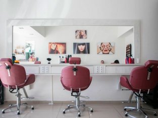 Material para peluquería y salones de belleza
