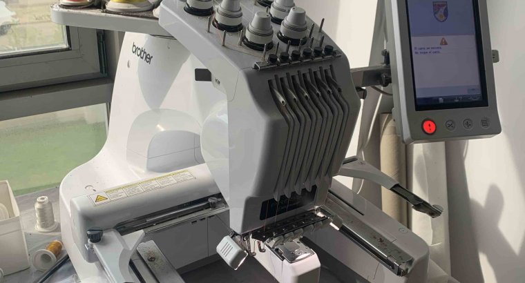 MAQUINA DE BORDAR BROTHER PR670E