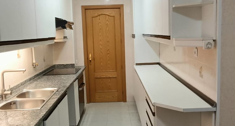 Alquiler de vivienda zona Peñagrande (4 hab)