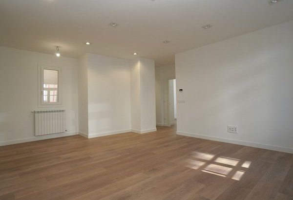 suelos de maderas laminados vinilos spc